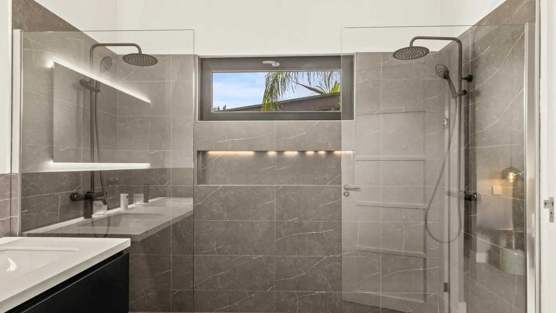 Exclusive Villa - Private Pool - Vredenberg Village يلمستاد
